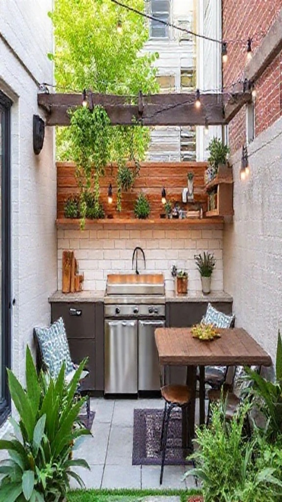 Space-Saving City Patio Kitchen
